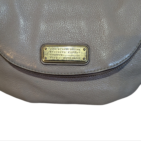 Marc By Marc Jacobs Standard Supply Workwear Taupe Handbag - Picture 2 of 12